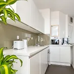 Nest Apartment Apartment *
