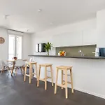 Nest Apartment Apartment Split