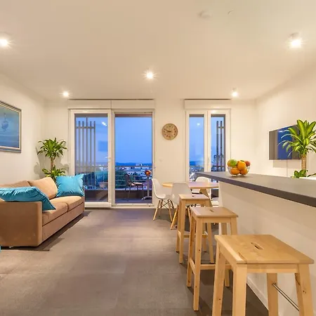 Апартаменты Nest Apartment