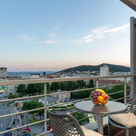 Nest Apartment Сплит