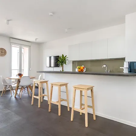 Nest Apartment Apartment Split